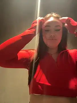 Chat +18 de KiraSunshine ao vivo