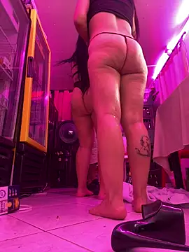 แชท XXX สดของ Hot_beauty__