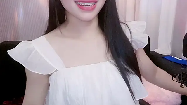 Emily_mmialody Live XXX Chat