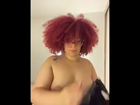 Chat XXX ao vivo de Leyah__