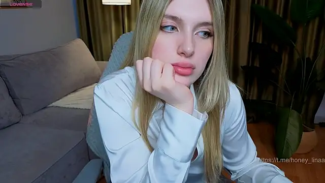 honey_kors Chat XXX in diretta