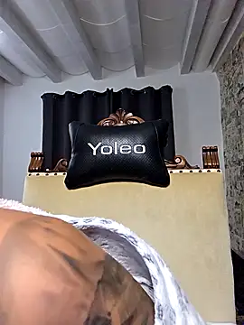 kylie_blck 即時 XXX 聊天