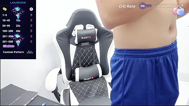 Naughty___asian 在線直播表演