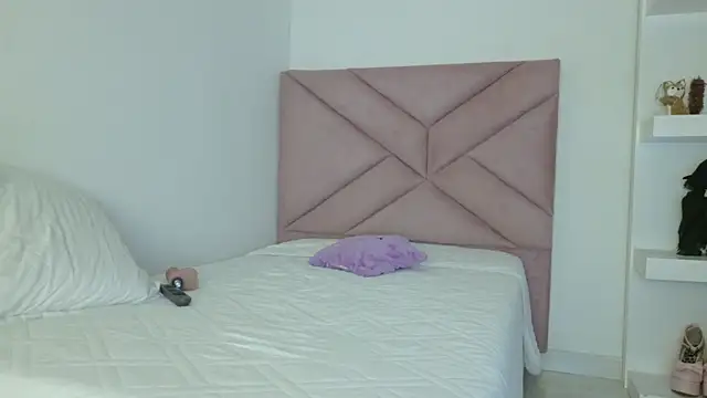 eva_sin18 Chat XXX in diretta