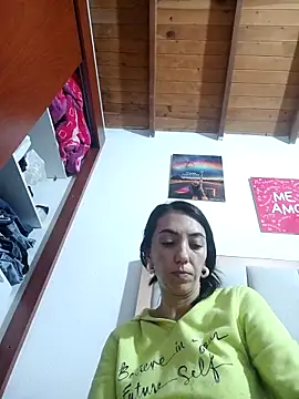 LunaZambrano's Live XXX Chat