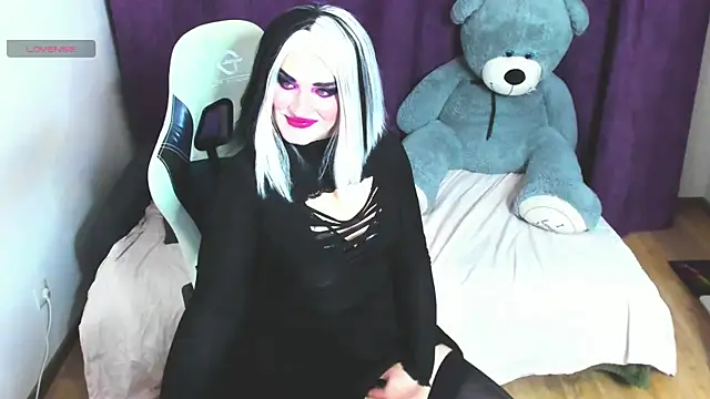 Show modela sexxx-queen na web-kameri