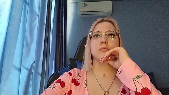 HotBrandyX 라이브 XXX 채팅