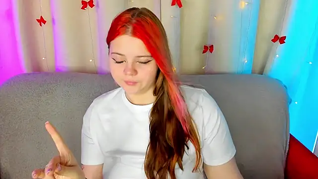 Chatroom XXX en direct de KellyFiery