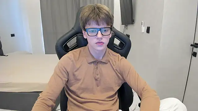 Webkamerová show bonekoambalabu