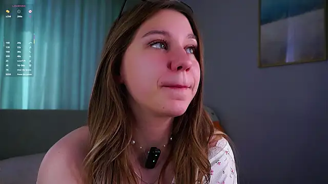 ShantellAngulo 现场XXX聊天