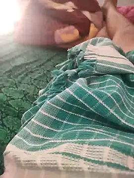 Show modela Pretty_bhabhi na web-kameri