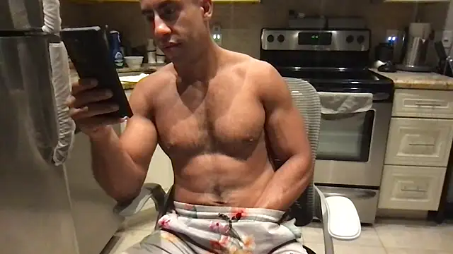 Show Webcam de BigGuyMuscle