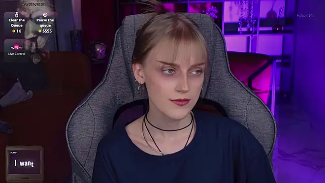 KiraMontoyaのライブXXXチャット