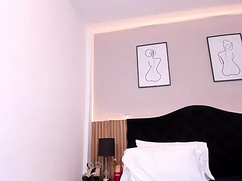 Show de Pauline_Fox na webcam