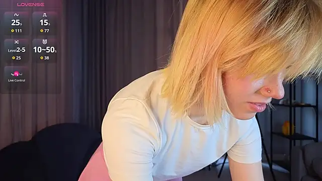 Show modela JerricaEtter na web-kameri