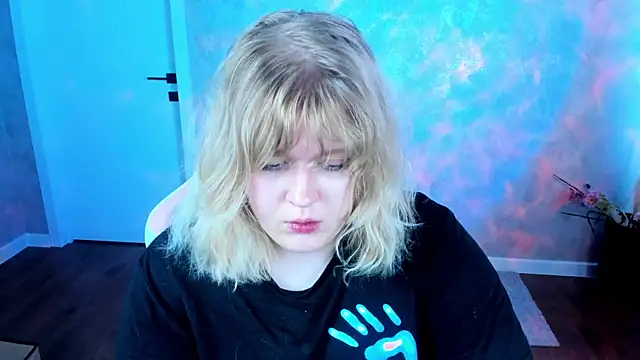 luna_c0raのライブXXXチャット