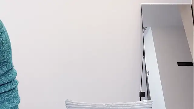 Melody-11 – Naživo XXX chat