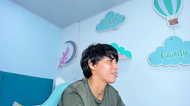 ivyheat3のライブXXXチャット