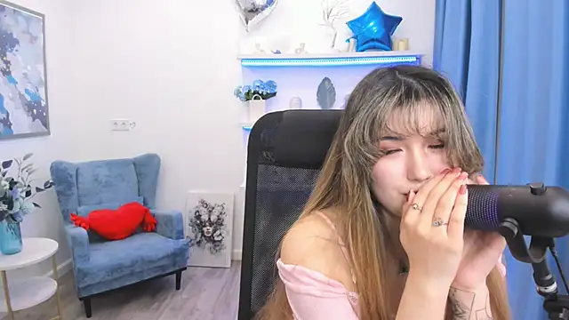 AnneTLi Live XXX-Chat