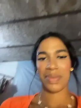 FlorSalvaje_'s Live XXX Chat