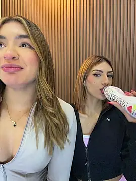 jenn_fit Chat XXX in diretta