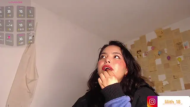 Chat XXX en directo de _Lilith_18_