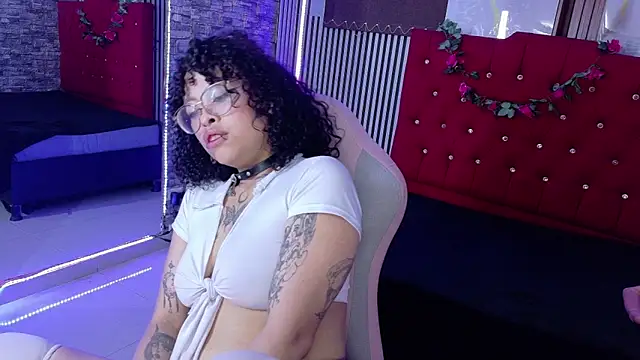 mia_hernnandezのライブXXXチャット