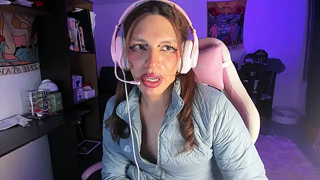 Loona_sn Webbikameraesitys