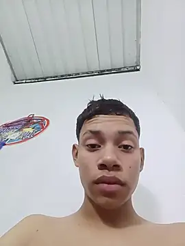 curious_straight_guy Adlı Modelin Web Kamerası Şovu