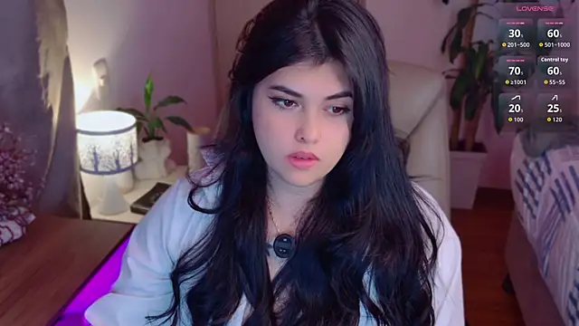 Chat XXX ao vivo de Nannicutee