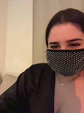 GLAMOURk Chat XXX in diretta