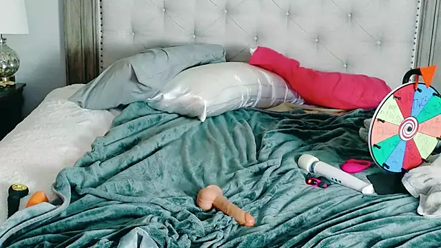 Онлайн чат XXX Farrah_Fantasy