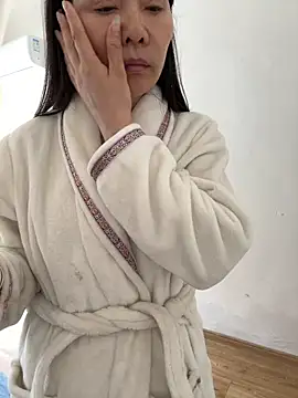 xiiuuff18 Live XXX-Chat