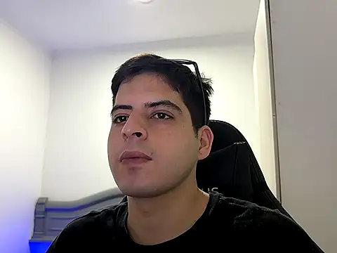 Show modela lordbeja na web-kameri