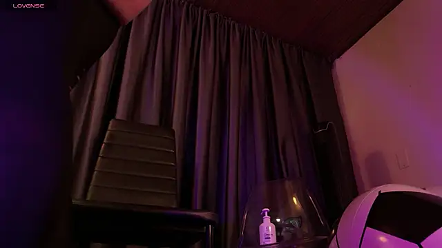 Yuri_Stars Webcamshow