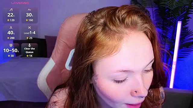 Chat XXX ao vivo de Maya_Light