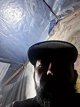 Show modela joebiggsss na web-kameri