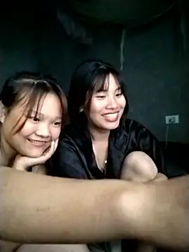 m-mbae's Live XXX Chat