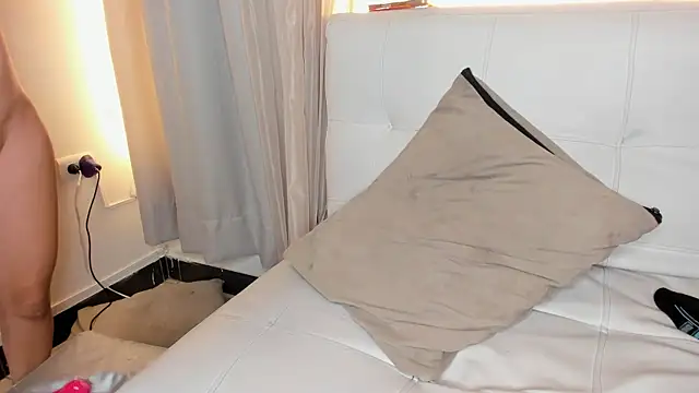 Litzy1_ Adlı Modelin Canlı XXX Sohbeti