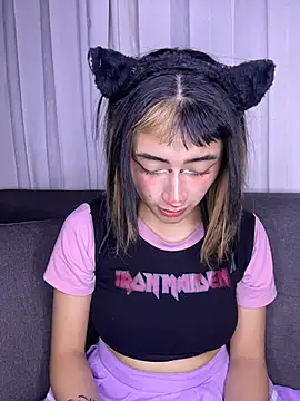 Chatroom XXX en direct de baby_akuma