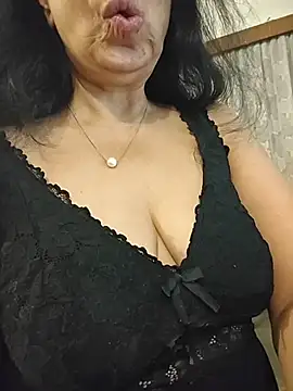 NakedMILFx live XXX chat