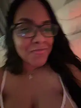 Chatroom XXX en direct de Chaniita