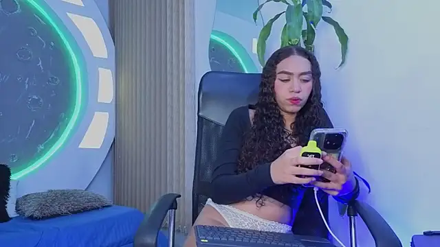 Chatroom XXX en direct de ritzabeth_daniel