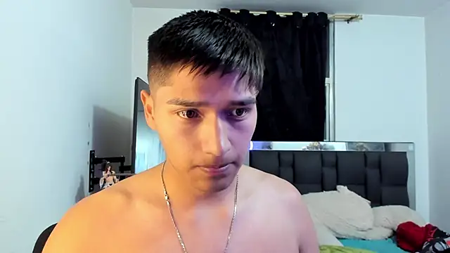 Show modela mateo-Esposito na web-kameri