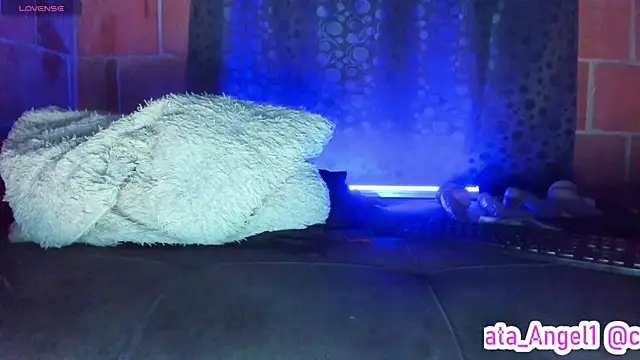 Chat XXX ao vivo de Cata-angel