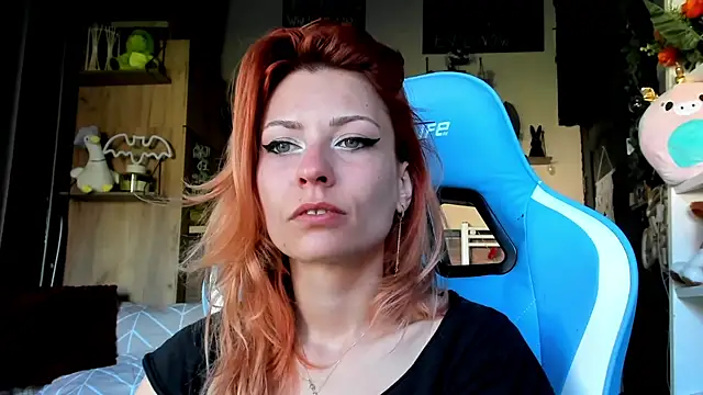 karo123421's Live XXX Chat