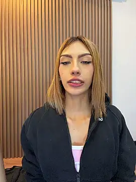 jenn_fit's Webcam Show