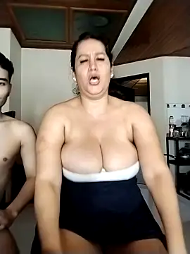 keilymadamn Webbikameraesitys