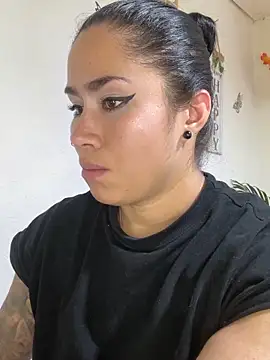 Sweet__Nurse1 élő XXX-chatje