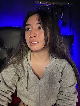 Sophie_LS Chat XXX in diretta